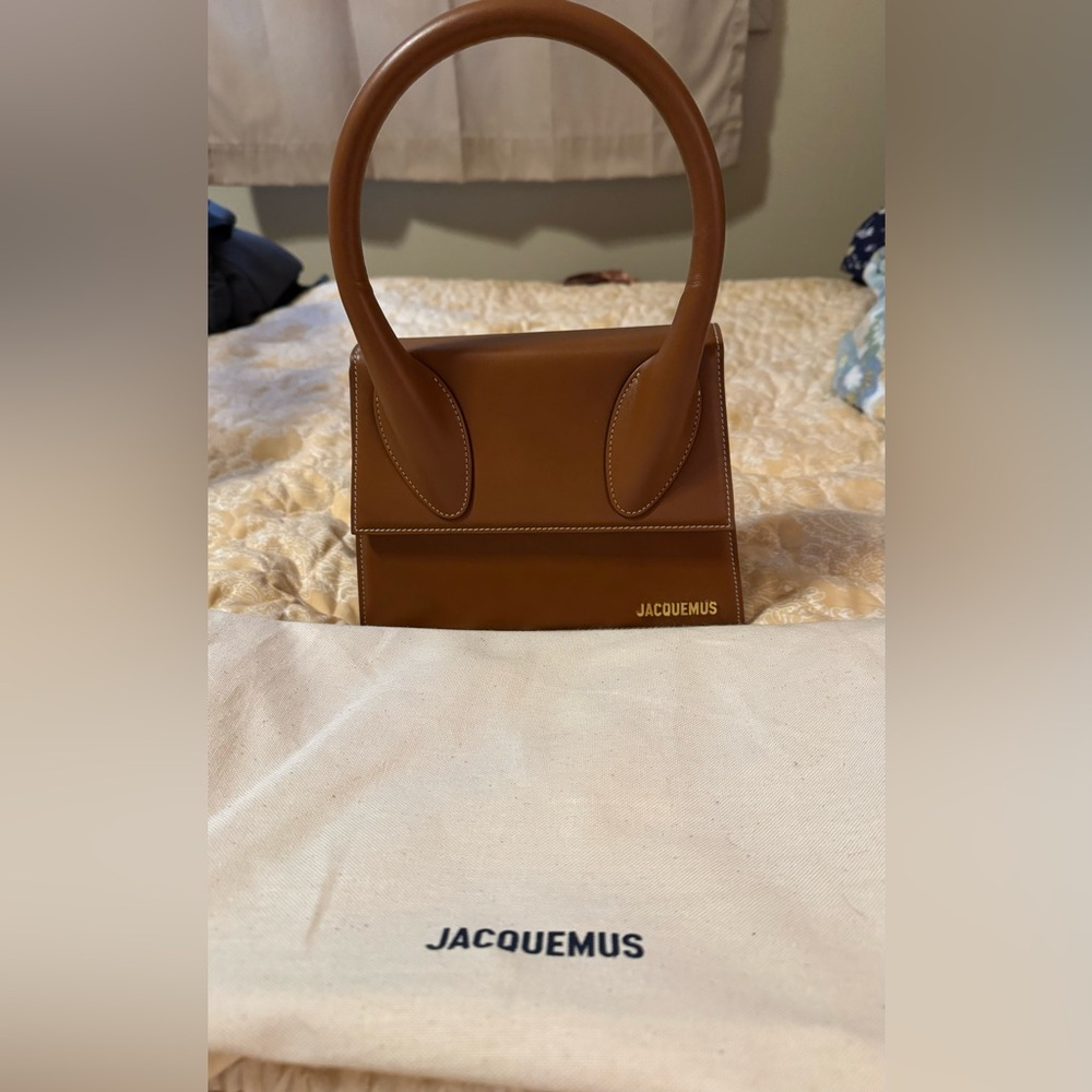 Le Grand Chiquito Top-Handle Bag with Crossbody Shoulder Strap